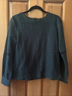 Banana Republic Dark Green Eyelet Lace Long-Sleeve Blouse